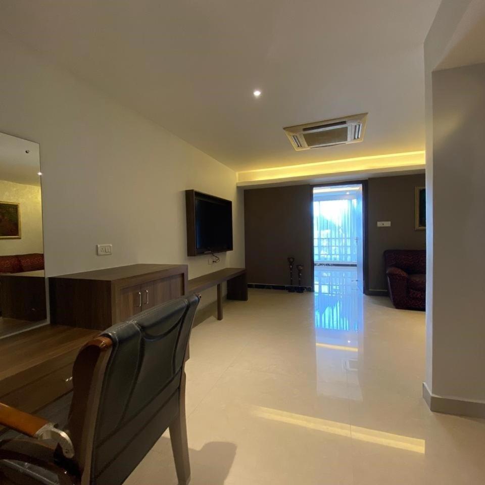 Montecarlo Hotel Mamallapuram Exterior foto