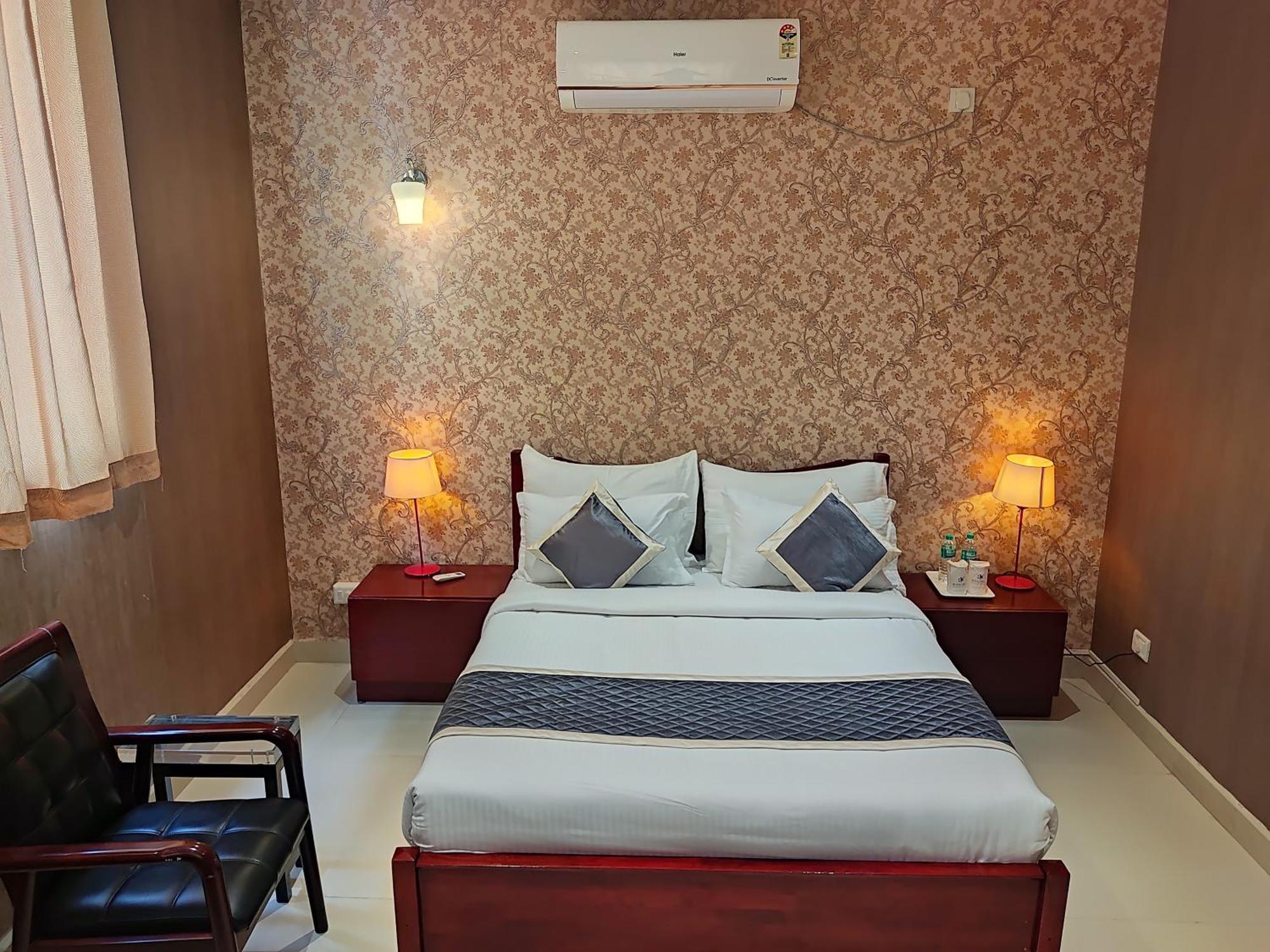 Montecarlo Hotel Mamallapuram Exterior foto